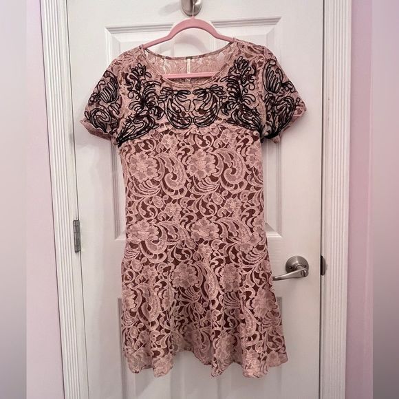 Free people lace semi-transparent mini dress - Picture 4 of 10